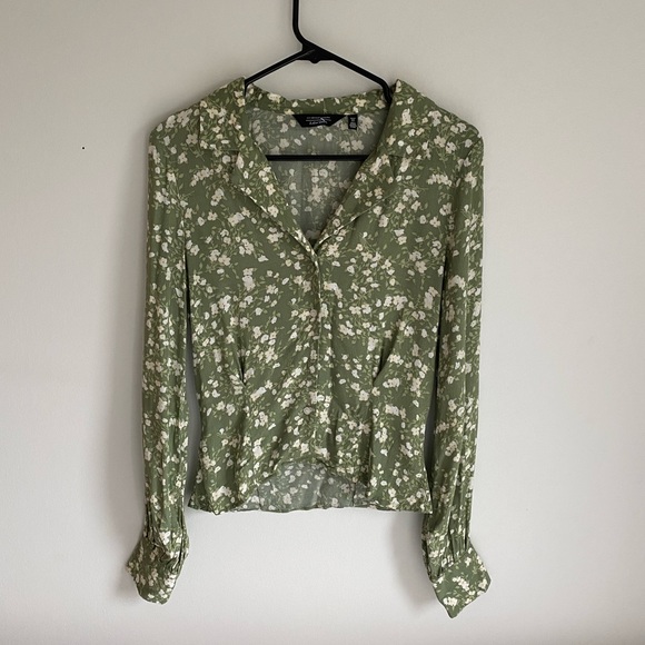 & Other Stories pistachio floral blouse - Picture 2 of 6